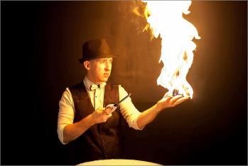 Шоу Александра Мура