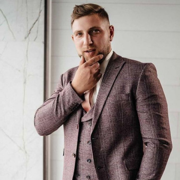 Салон мужской одежды "Кавалер" смотреть подробнее Салон мужской одежды "Кавалер"