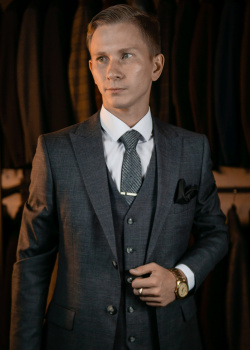 Магазин мужских костюмов BARRISTER