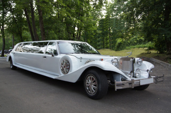 Лимузин Excalibur Phantom