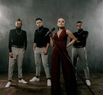 Девушка Бонда смотреть подробнее Девушка Бонда