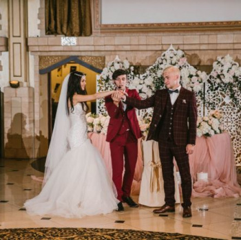 Фокусник-иллюзионист