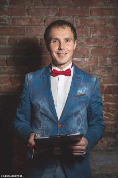 Ведущий Илья Коктыш