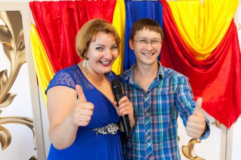 Веселая ведущая Елена Журавлева смотреть подробнее Веселая ведущая Елена Журавлева