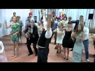 Ведущий зажигательных свадеб Евгений Стрельцов