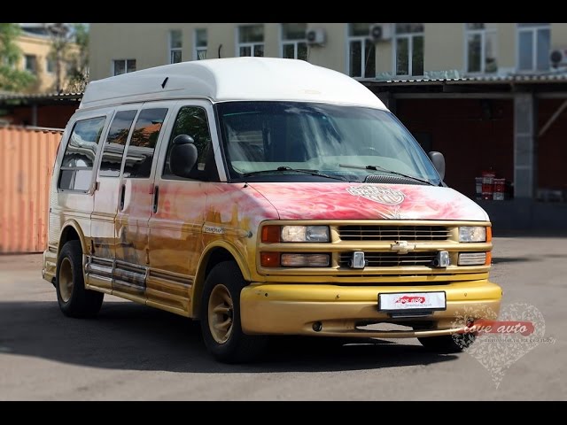 Party bus  Chevrolet Express
