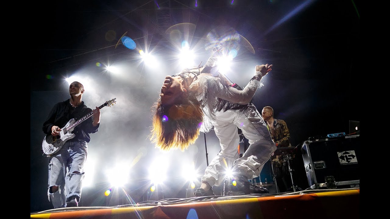 Праздник в честь 75-летия со дня выпуска первого УРАЛа